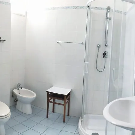 Roma Hotel 3*