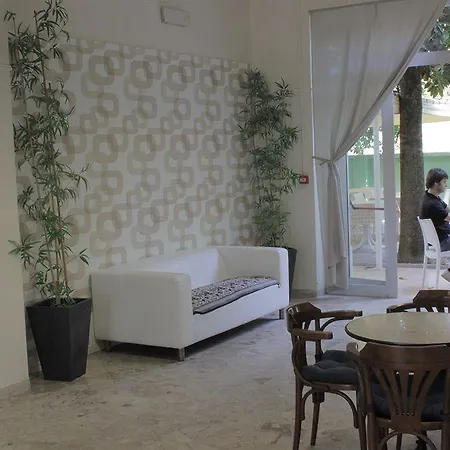 Roma Hotel
