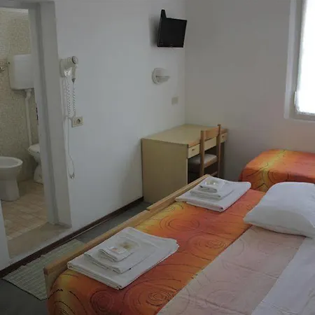 Hotel Roma Cattolica